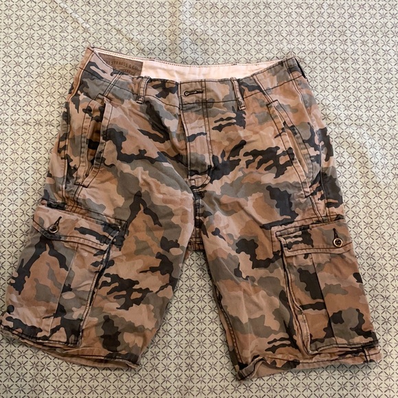 Shorts | Camouflage Levi Shorts W29 